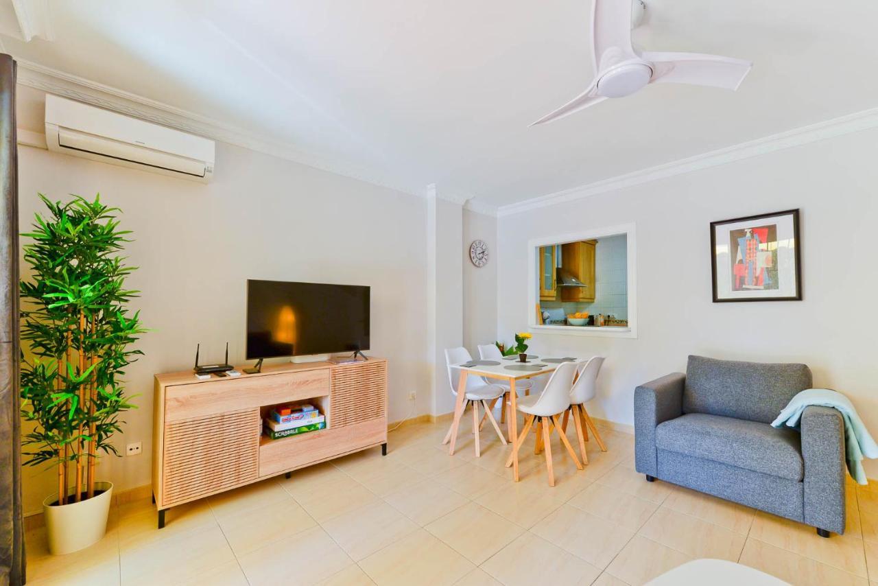Refurbished 2-Bed Apartment Burriana Beach. Нерха Екстериор снимка