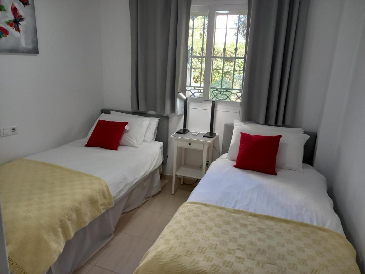 Refurbished 2-Bed Apartment Burriana Beach. Нерха Екстериор снимка